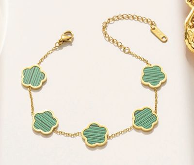 CLOVER BRACELET