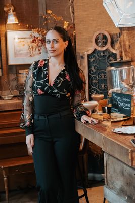 ROSEALLDAY BISHOP SLEEVE TOP