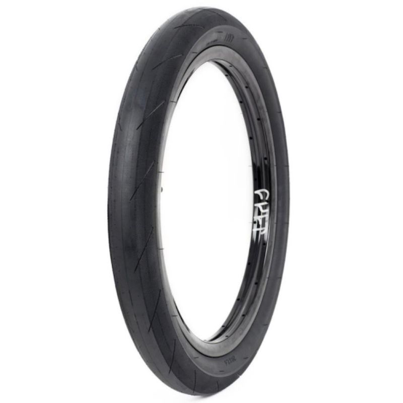 Cult Fast &amp; Loose 2.40 Pool Tire - Black