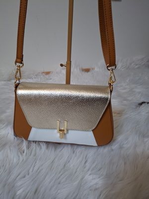 Tas Misti, Mondieux Madame 