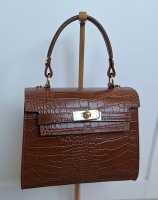 Zena tas in camel kleur, echt leer