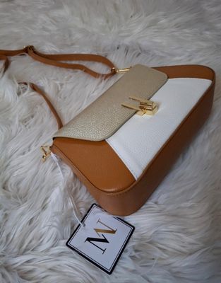 Tas Misti, Mondieux Madame 