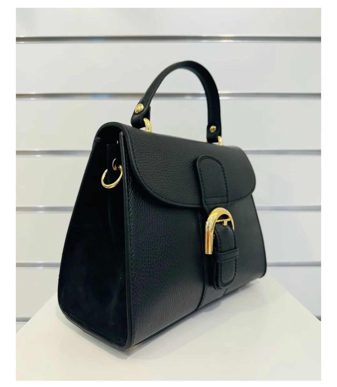 Deley - leren handtas in zwart met gouden details