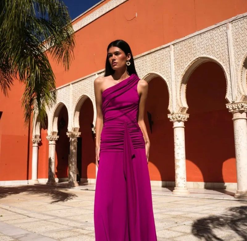 Jurk van zijde-tricot in bougainvilleakleur