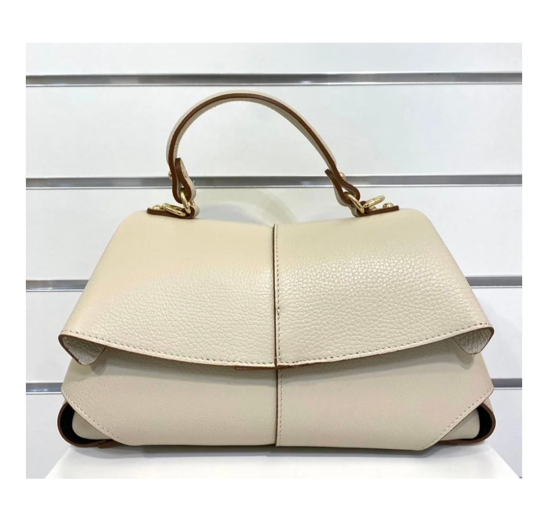 Tas Polly, Mondieux Madame