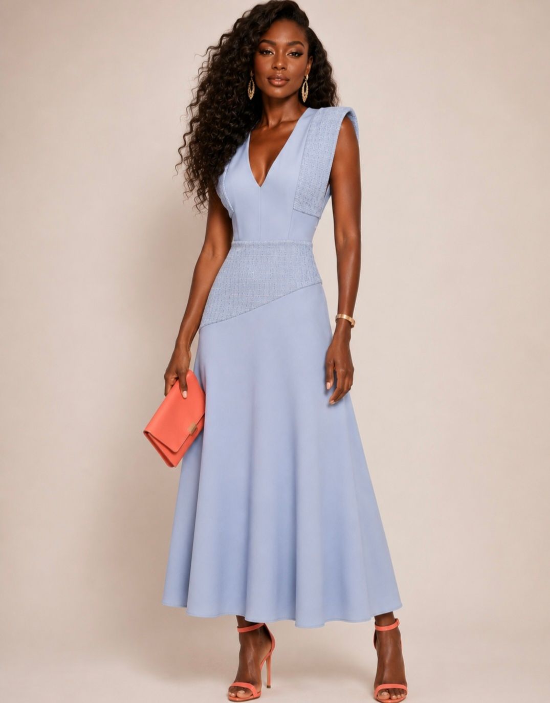 Elegante lichtblauwe jurk met V hals