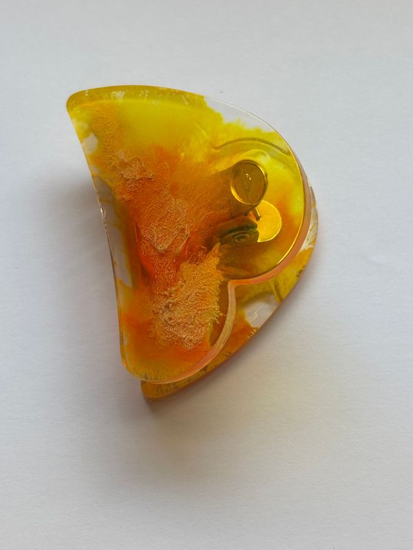 Pinza pelo amarilla