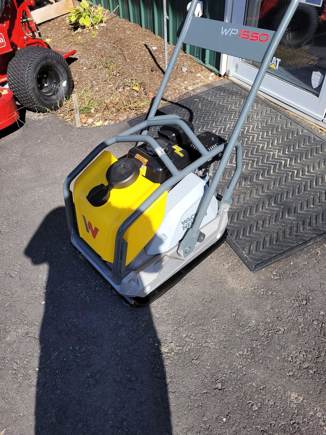 Wacker Neuson 1550 plate compactor