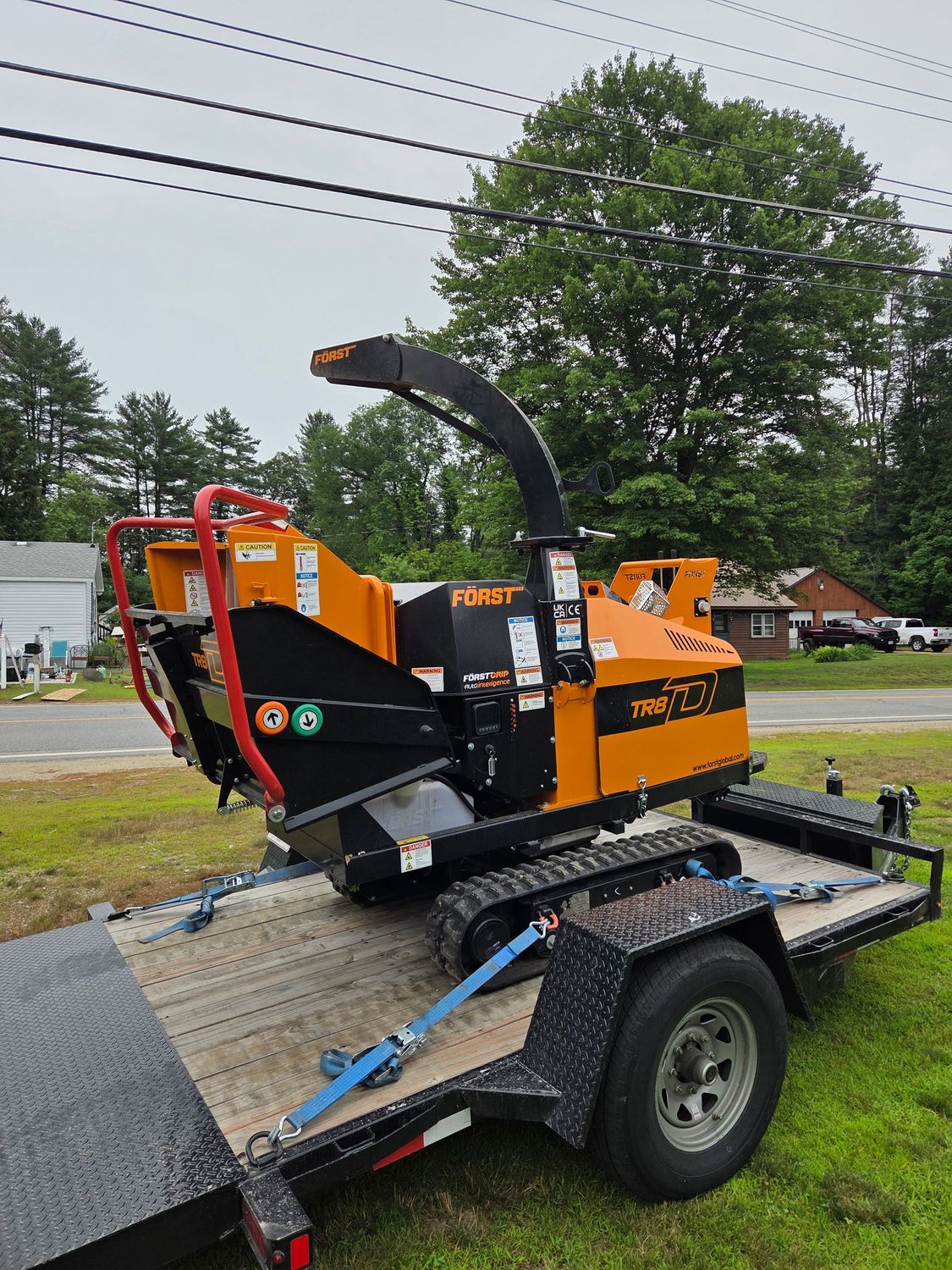 8"x10" Tracked Woodchipper