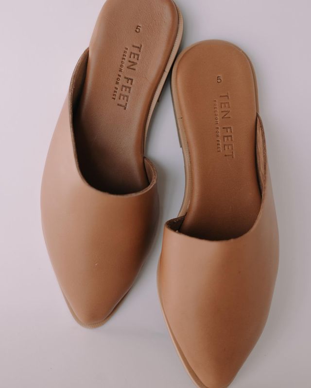 SHOE MULE TAPERED TAN