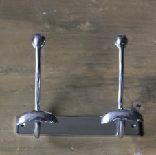 HOOK DOUBLE COLONIAL SILVER
