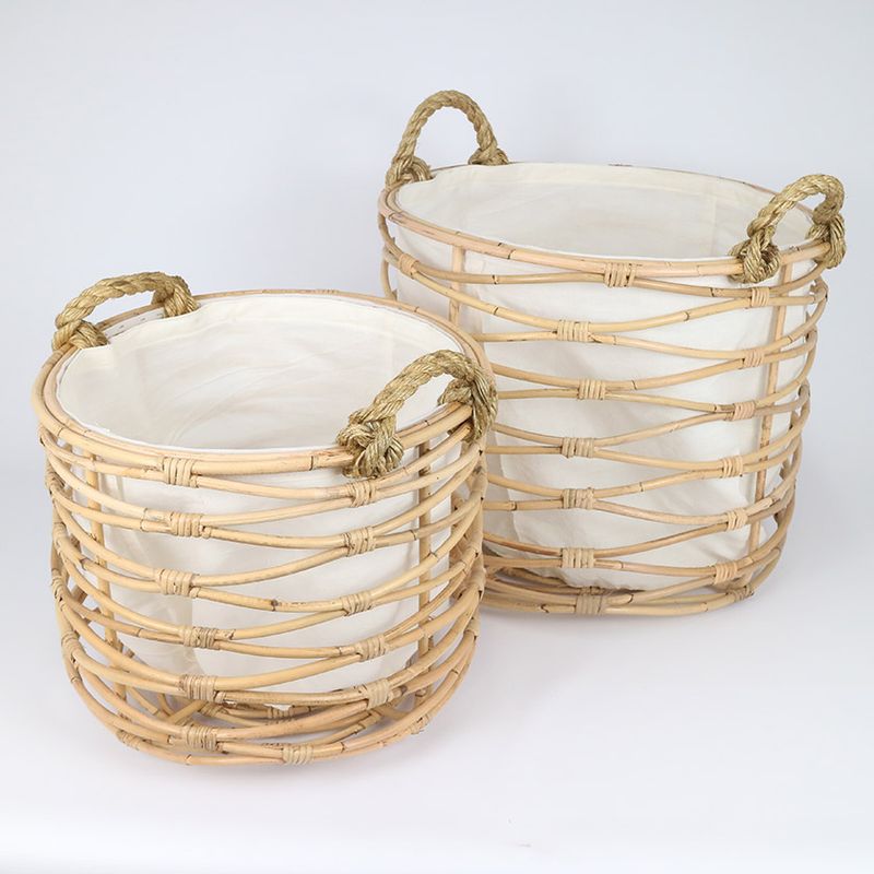 BASKET THICK RATTAN MEDIUM WITH WHITE WAVY