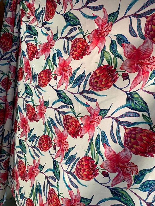 TABLE CLOTH 2M X 1.5M ASSORTED COLOURS