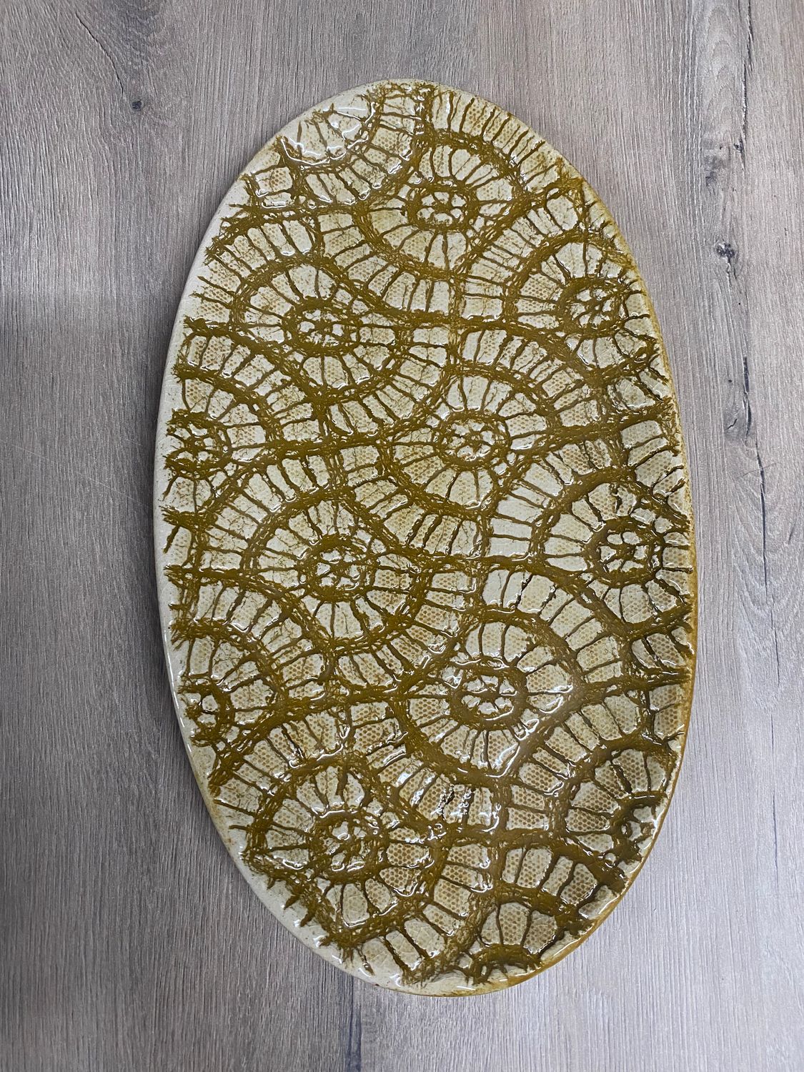 GINGHAM PLATTER BOARD OVAL SMALL