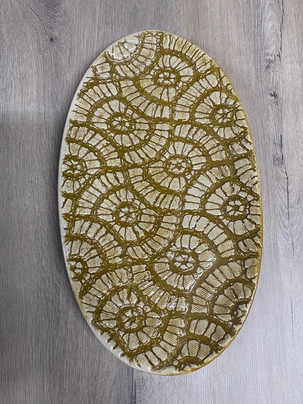 GINGHAM PLATTER BOARD OVAL SMALL