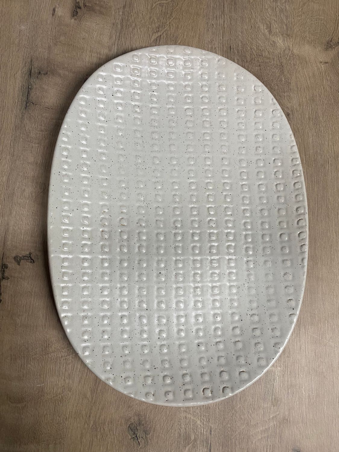 GINGHAM PLATTER BOARD OVAL MEDIUM