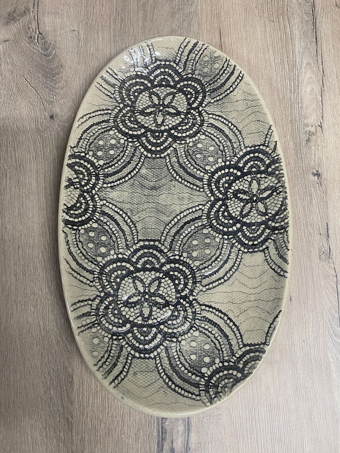 GINGHAM PLATTER BOARD OVAL SMALL