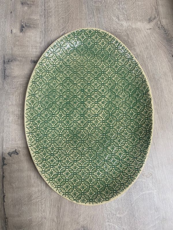 GINGHAM PLATTER BOARD OVAL MEDIUM