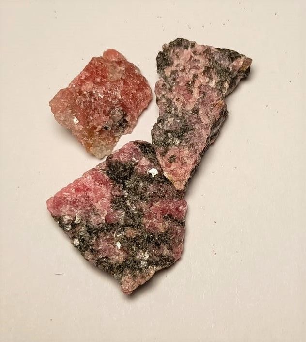 MINERALE &quot;RODONITE&quot; (2pz)