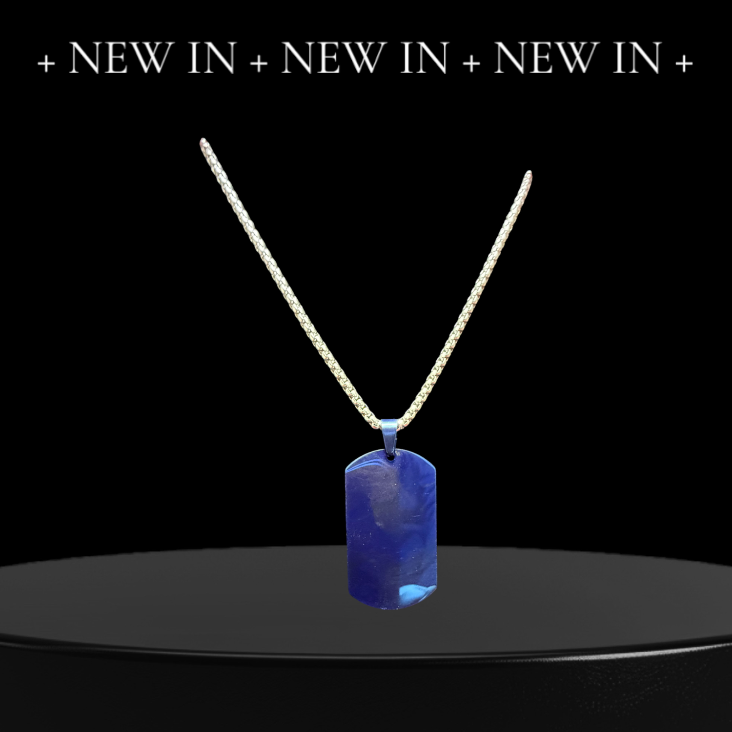 Collana targhetta blu  (personalizzabile)