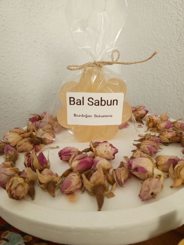 Bal Sabunu