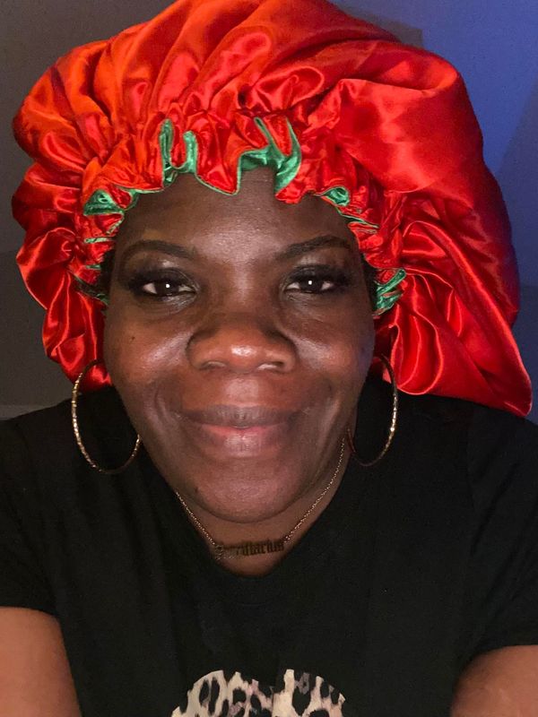 Red Royale-Reversible Bonnet
