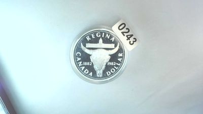 1982 Canada Silver Dollar Regina 1882-1982