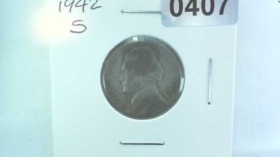 1942-S US 5 Cent Jefferson War Nickel 35% Silver