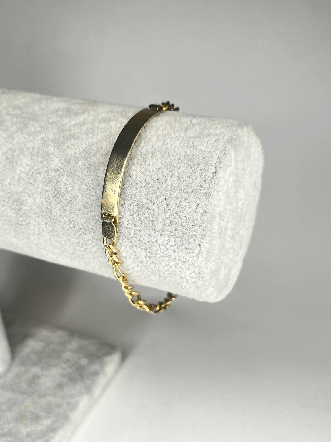10k Gold Figaro Bracelet With Nameplate