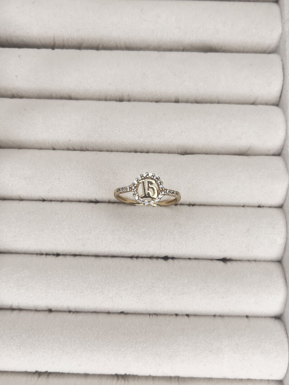 10k Gold Iced Out Quinceañera Ring