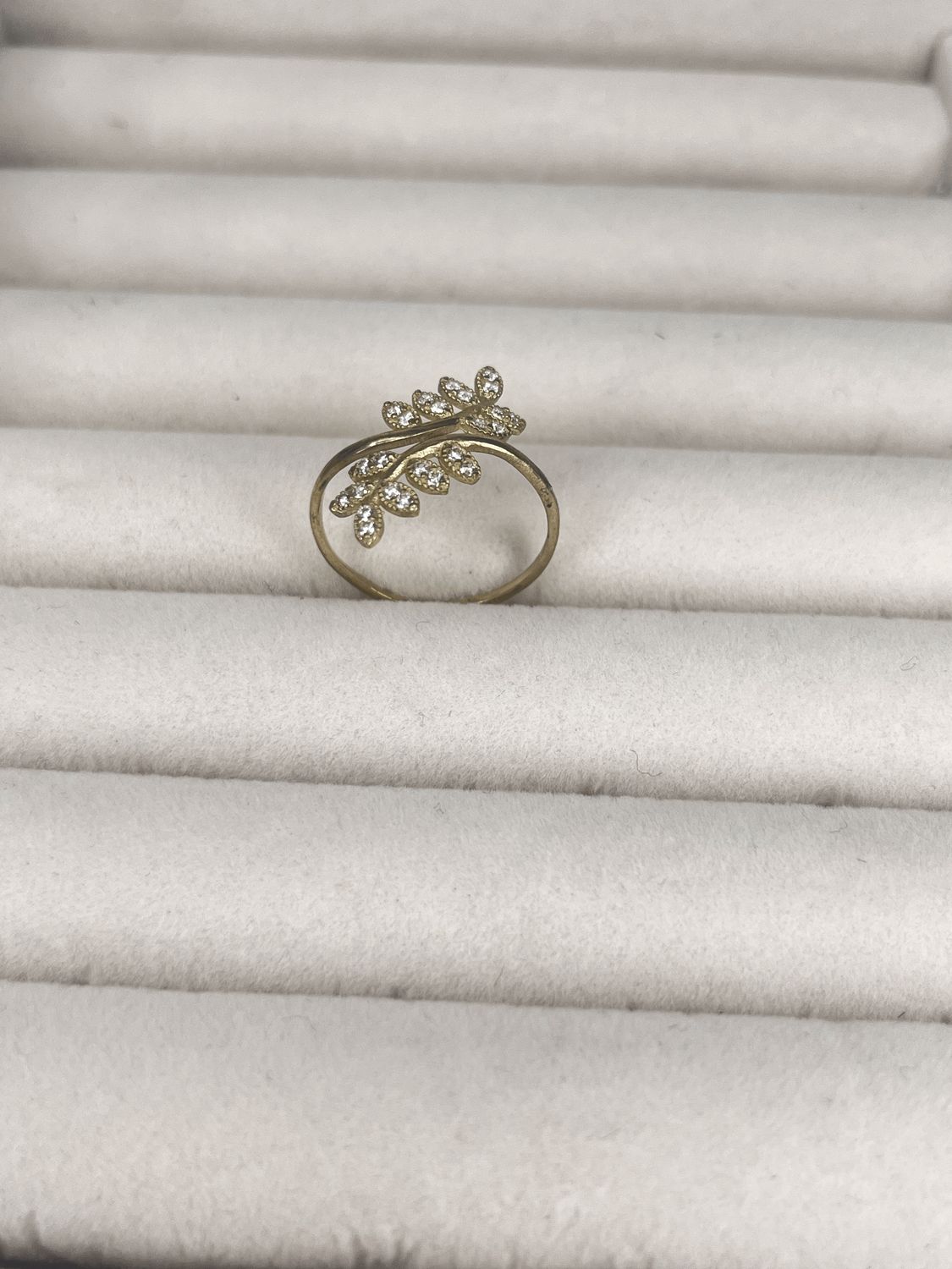 10k Gold Flower Ring