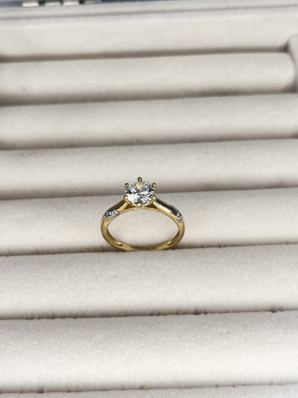 10k Gold Promise Ring