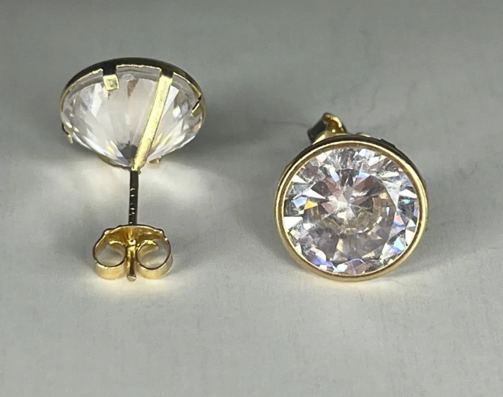 10k Gold Diamond Stud Earrings