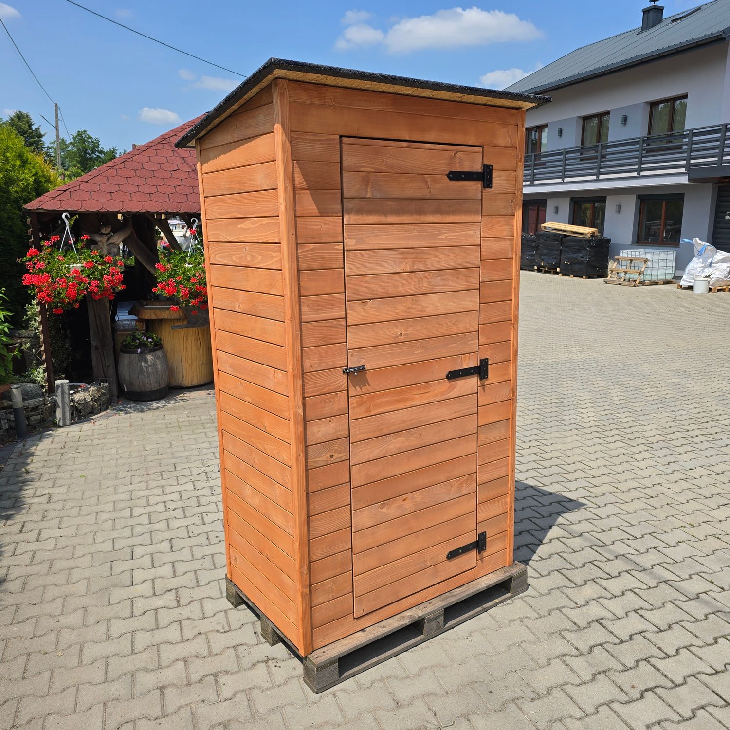 Domek narzędziowy drewniany w całości