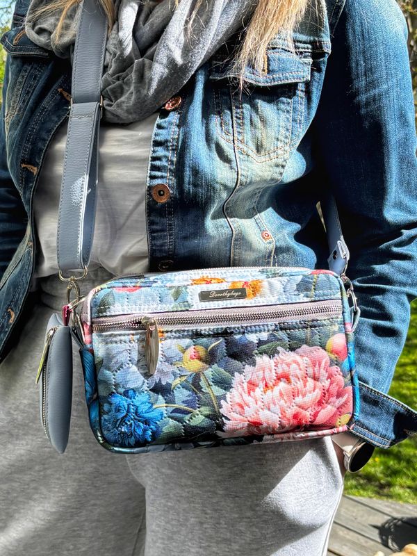 Torebka box w peonie