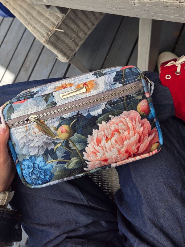 Torebka box w peonie