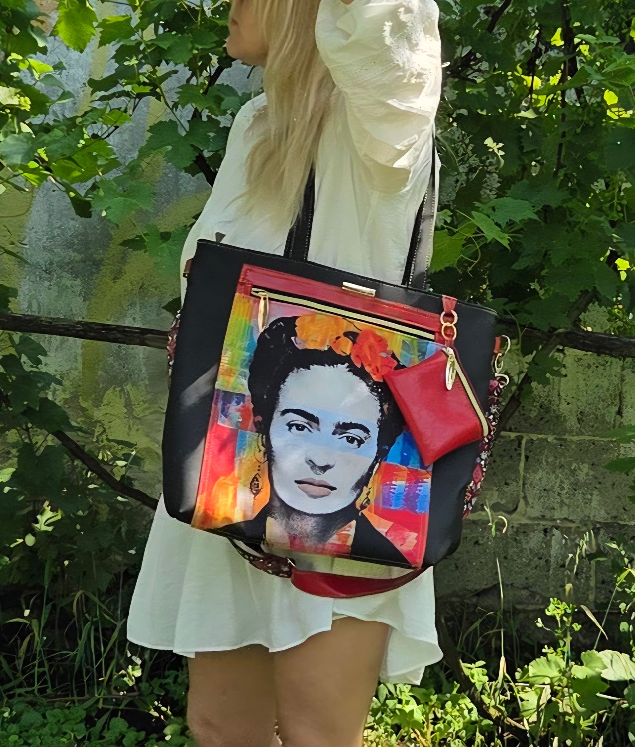 Czarna torebka torba shoperka z Fridą Kahlo