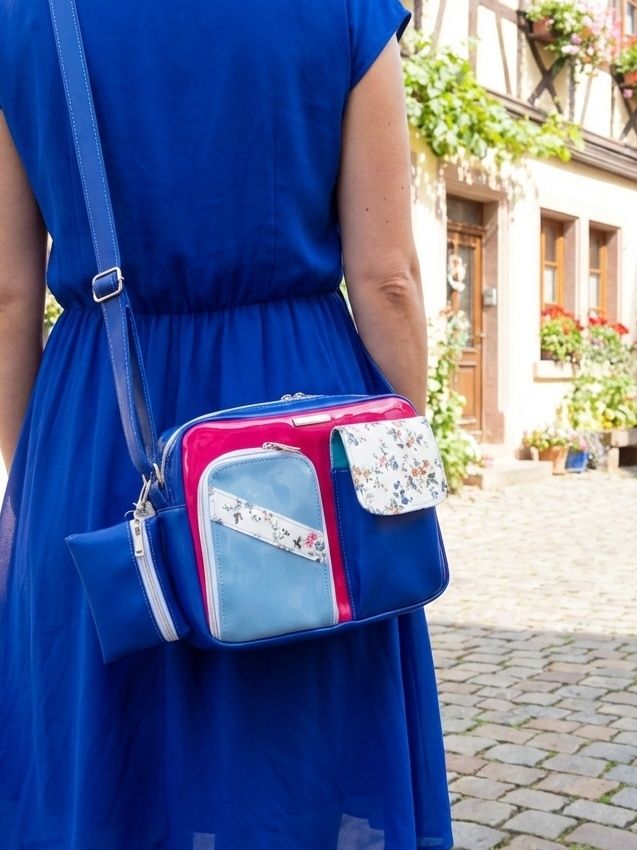 Kobaltowy fuksjowy box