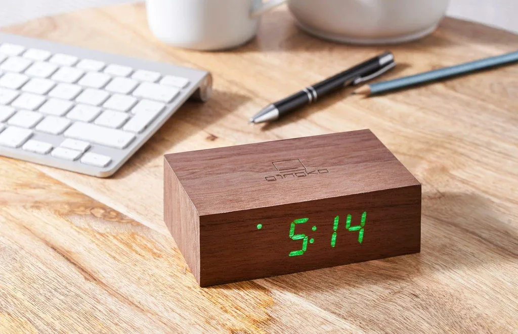 Réveil Click Clock Ginko Design