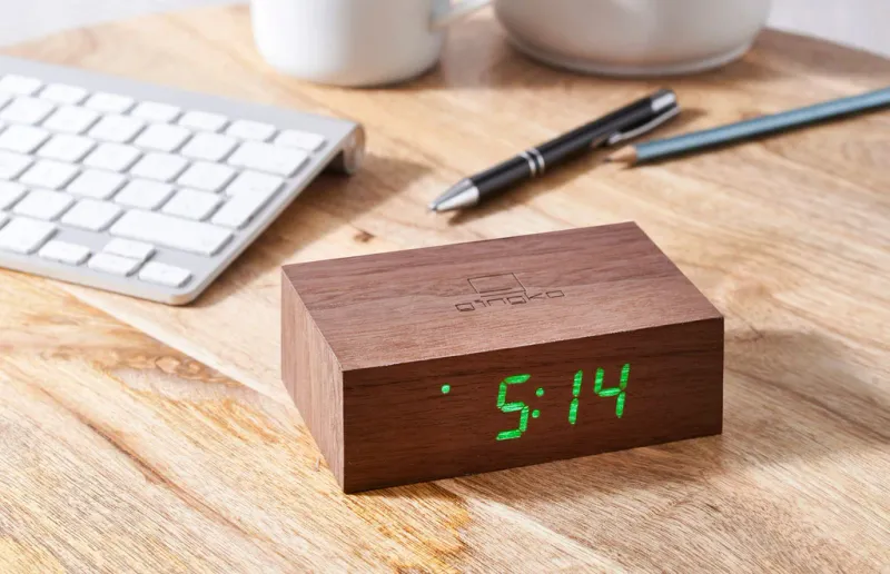 Réveil Click Clock Ginko Design