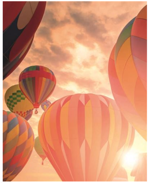 Carte d'anniversaire  mongolfières