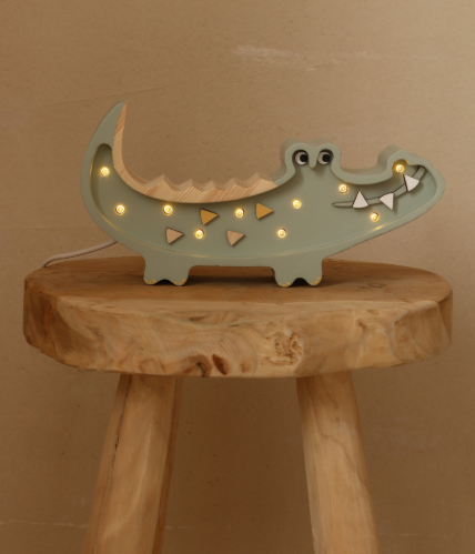 Veilleuse crocrodile en bois