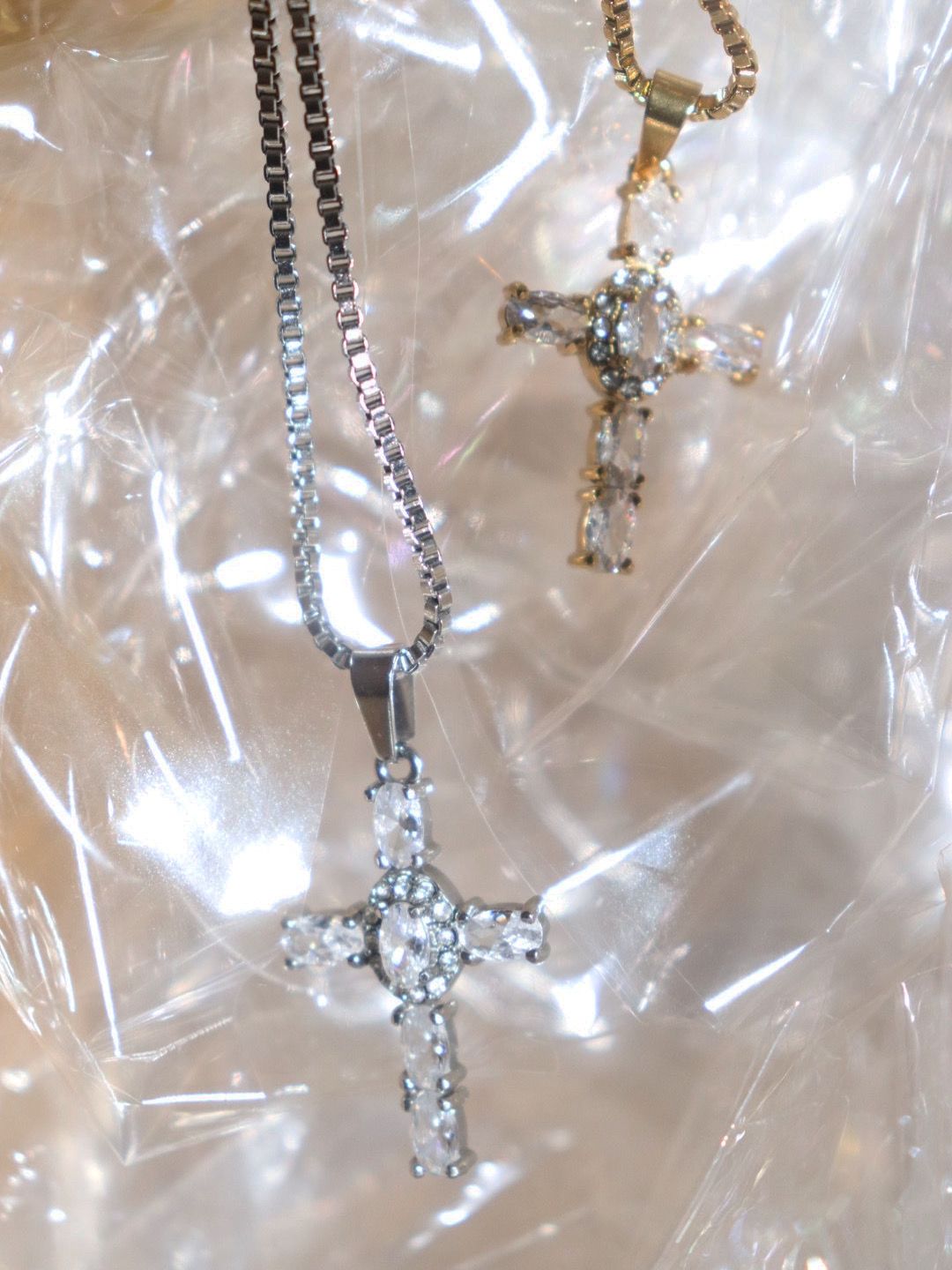 Glow Cross necklace