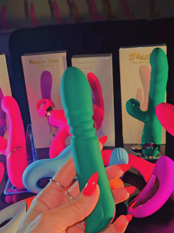 Penetration Pleasure Thrusting Vibrator