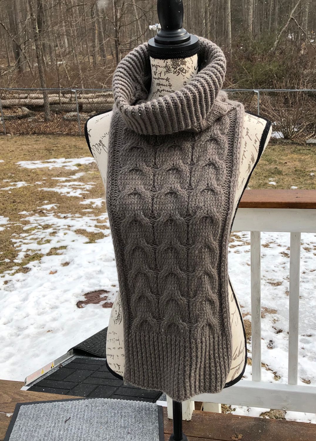 Grete Cowl