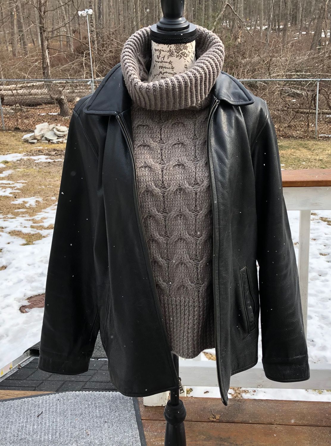 Grete Cowl, Size: Medium