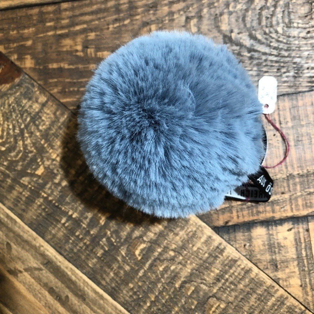Loveafur - Faux Fur Pompom