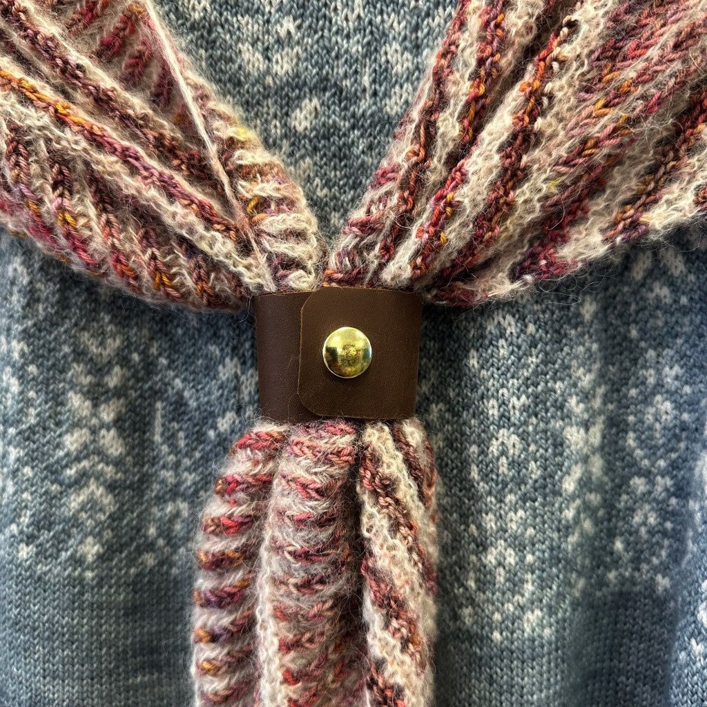 Fuzzy Fiberz - Leather Cuff