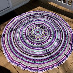 Iris Throw