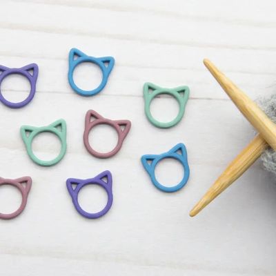 Stitch Markers - Colorful Cat Closed Ring